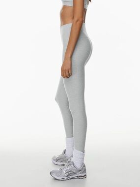 Aritzia Golden SOFTWHIP™ NEW CHEEKY HI-RISE LEGGING in Heather White Cloud